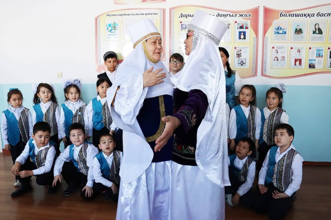 14-наурыз -Амал мерекесі – ежелден келе жатқан дәстүріміздің бірі, ағайынның амандығын сұрап, бір-бірімен көрісетін, бауырмалдықты арттыратын ерекше күн. 