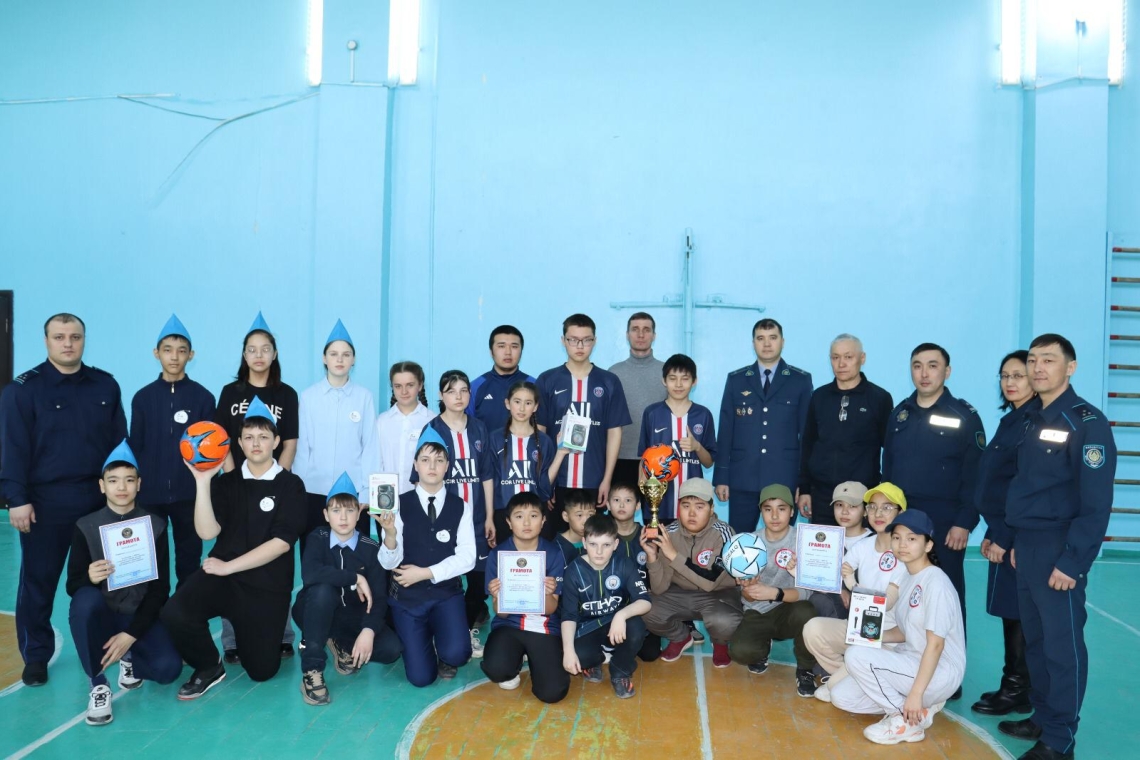 Наурыз айының 27-і күні Айыртау аудандық полиция бөлімінің ұйымдастыруымен өткен: "Жол-көлік қозғалысының жас инспекторы" байқауына қатысып, 1-орын иеленген мектебіміздің оқушыларын құттықтаймыз.