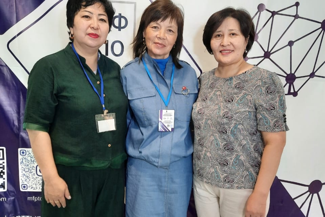 Мектебіміздің бастауыш сынып мұғалімі, педагог-шебер, Байтенова Акзейнеп Нысанбаевна "Әлемді өзгертетін ұстаз" ұранымен өткен WORSHOP форматындағы халықаралық практикалық конференциясына қатысты. 