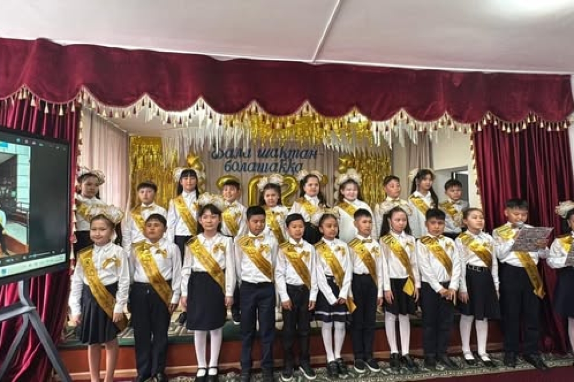 20 мамыр күні мектебімізде 4 «Б» сыныбының «Бала шақтан - болашаққа» атты бастауыш сыныппен қоштасу іс-шарасы өтті.
